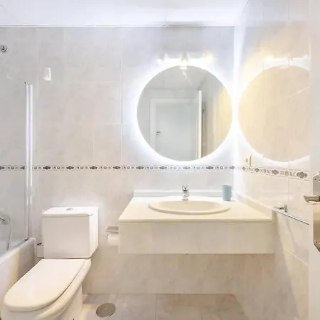Apartment Lorcrisur Corner Ph 3 Bedroom *