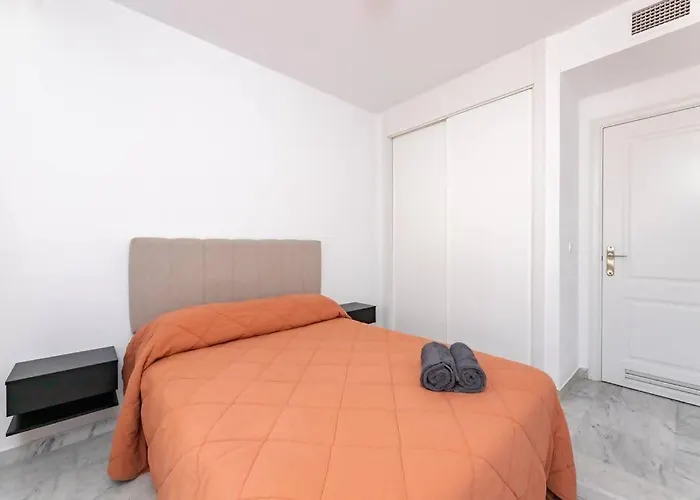 Appartement Lorcrisur Corner Ph 3 Bedroom
